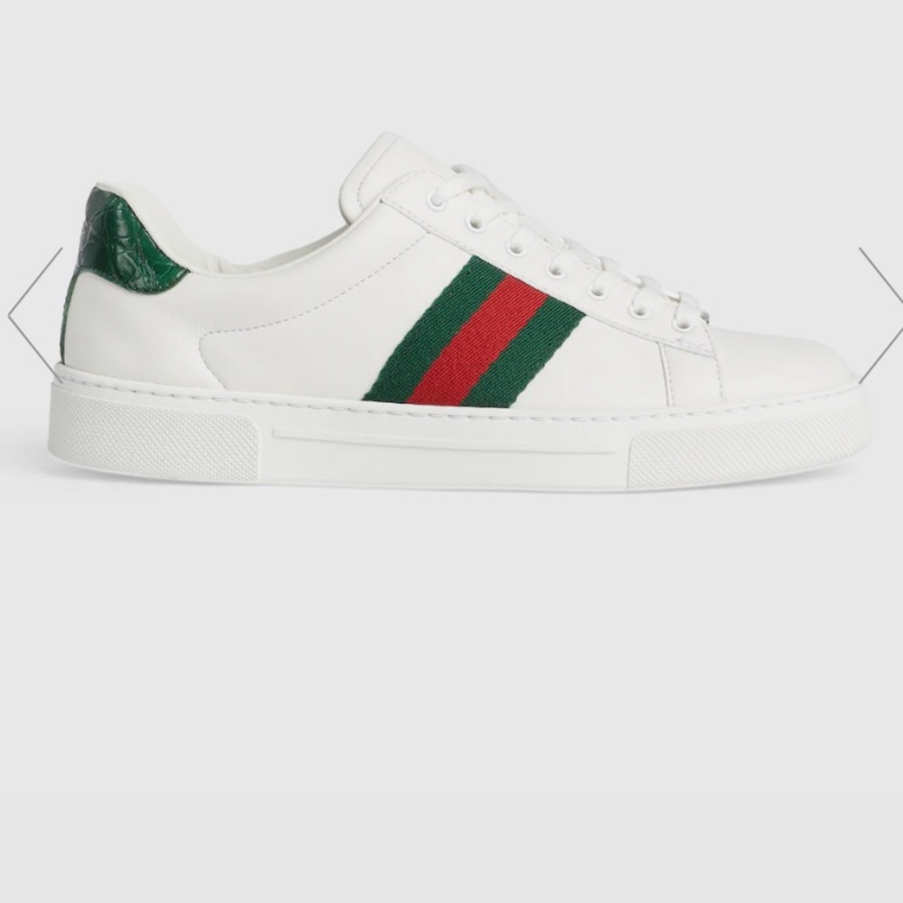 WOMEN'S GUCCI SNEAKERS